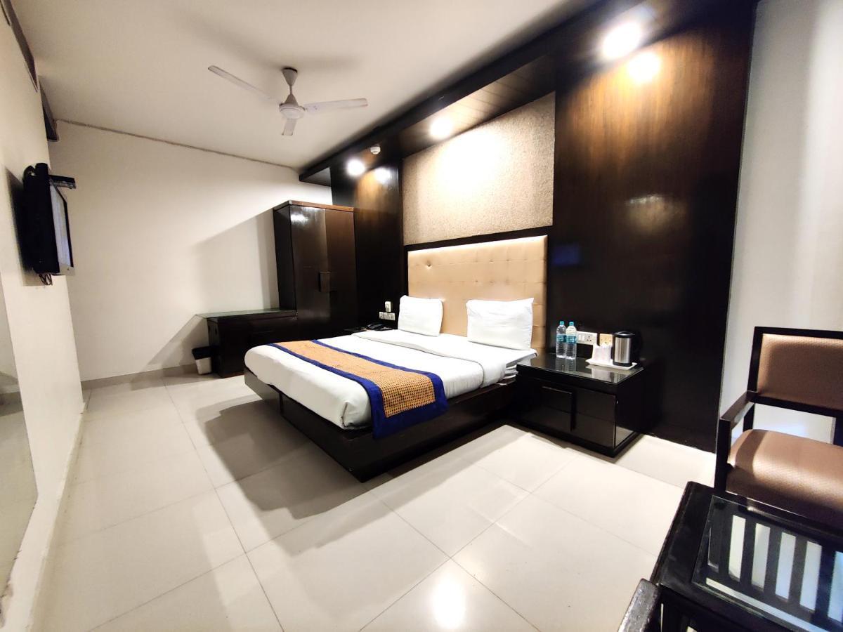 Hotel Delhi Pride, Karol Bagh Luaran gambar