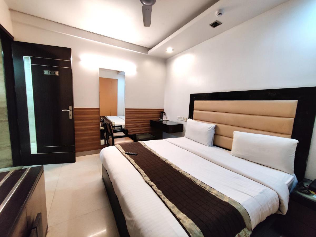 Hotel Delhi Pride, Karol Bagh Luaran gambar
