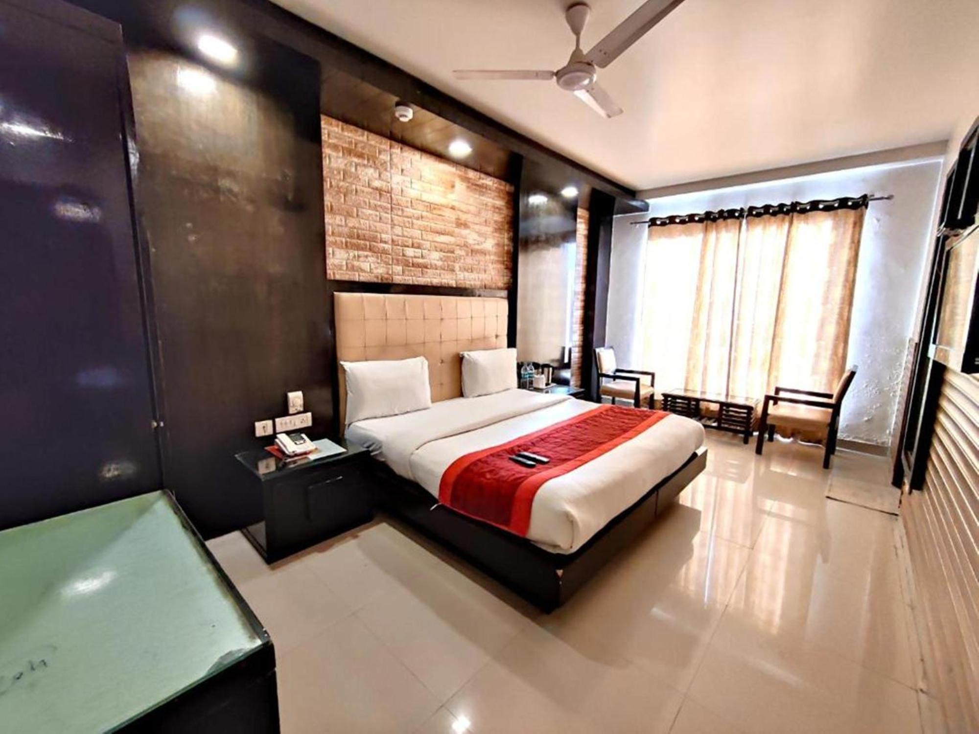 Hotel Delhi Pride, Karol Bagh Luaran gambar